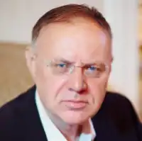 Захаров Роман